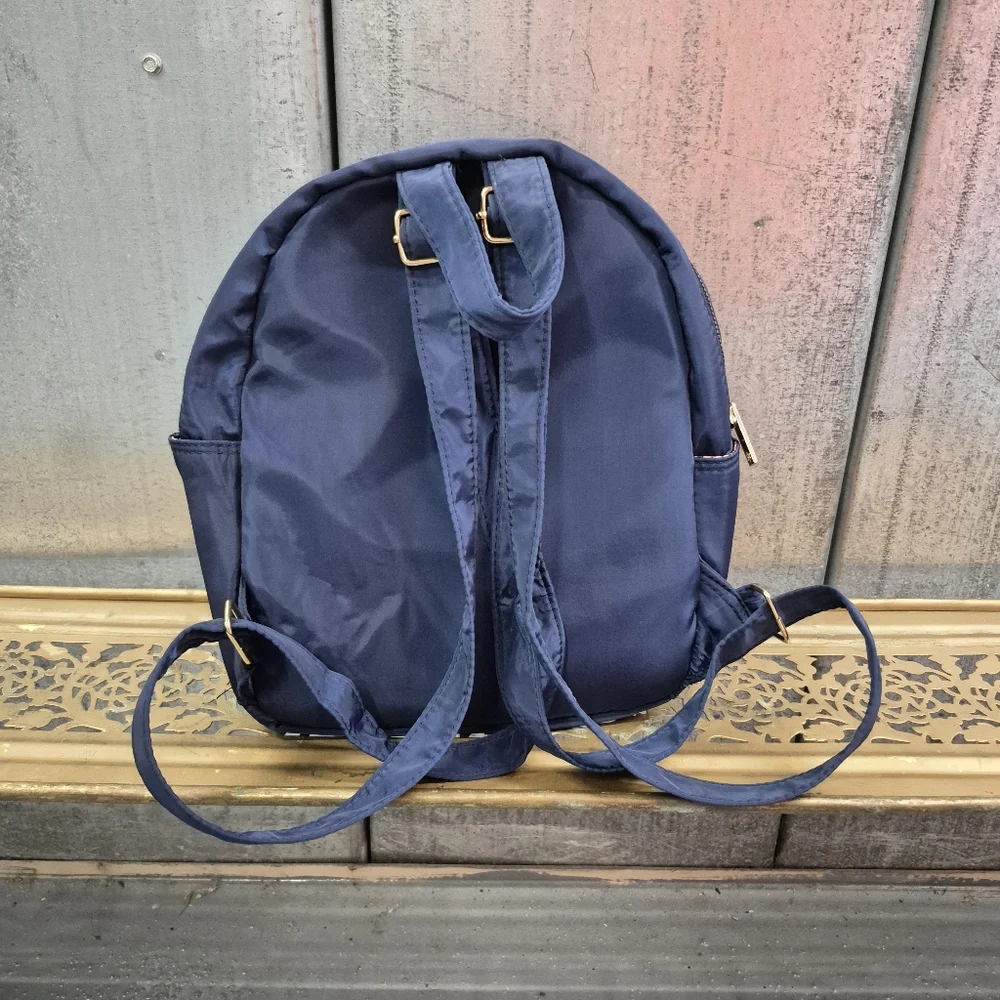 kedzie mini backpack Mali Convertible Sling Crossbody for Woman but loved for its looks—this adjustable Kedzie Mini Backpack In Navy